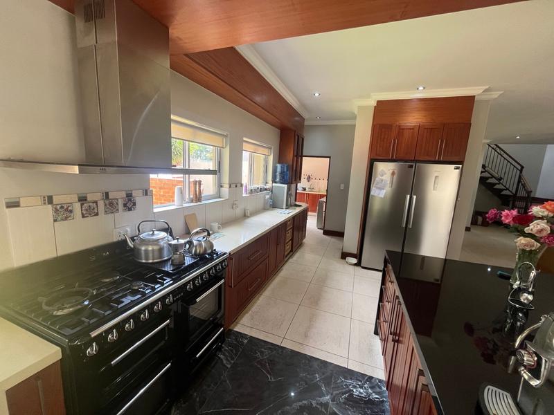 4 Bedroom Property for Sale in Waterkloof Ridge Gauteng