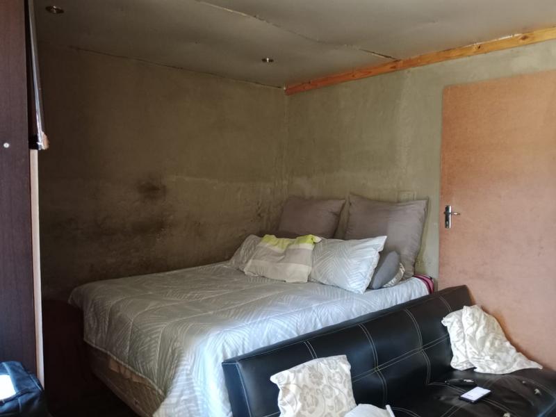 1 Bedroom Property for Sale in Meadowlands Zone 3 Gauteng