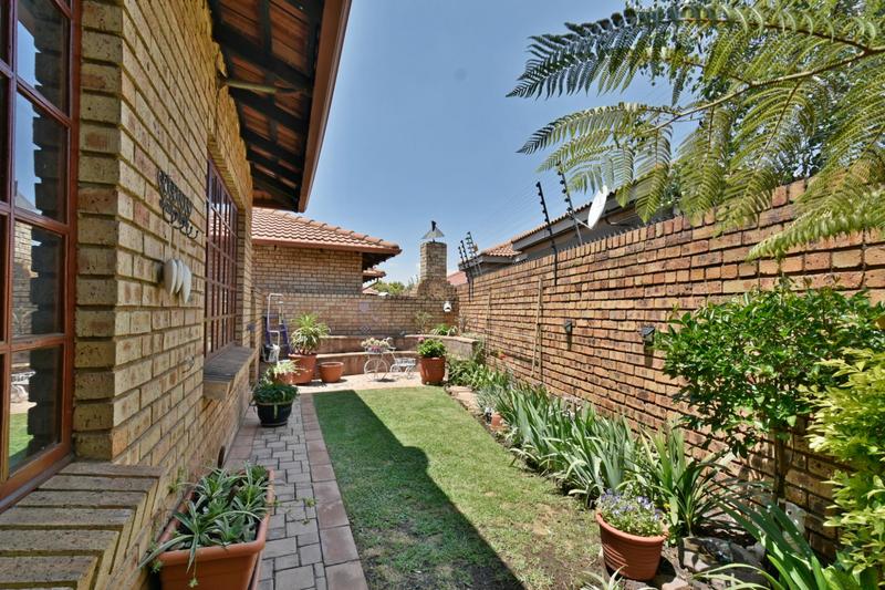 3 Bedroom Property for Sale in New Market Gauteng