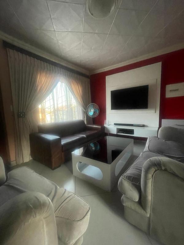 3 Bedroom Property for Sale in Lotus Gardens Gauteng