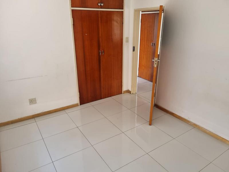 5 Bedroom Property for Sale in The Reeds Gauteng
