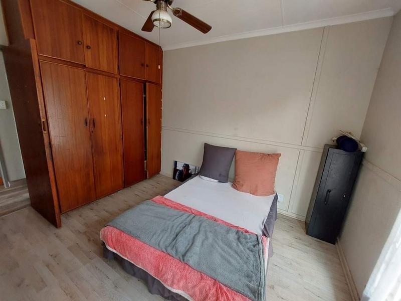 5 Bedroom Property for Sale in Ferryvale Gauteng