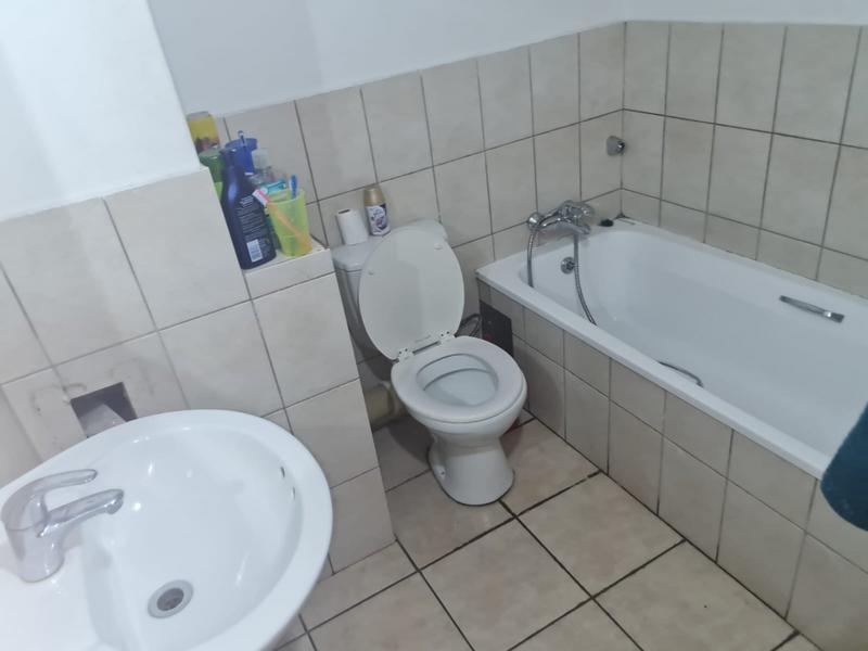 2 Bedroom Property for Sale in Braamfontein Werf Gauteng