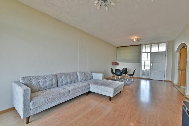 2 Bedroom Property for Sale in Bramley Park Gauteng