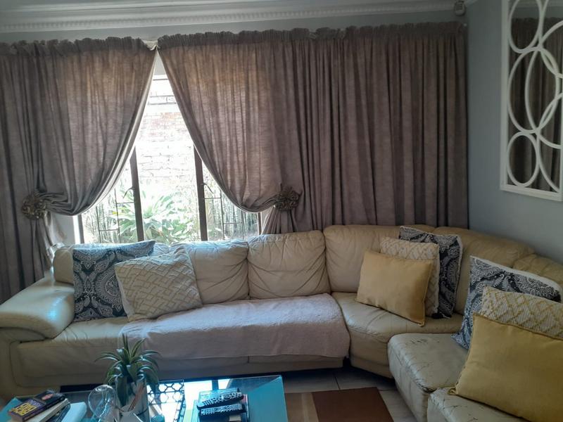 3 Bedroom Property for Sale in Karenpark Gauteng