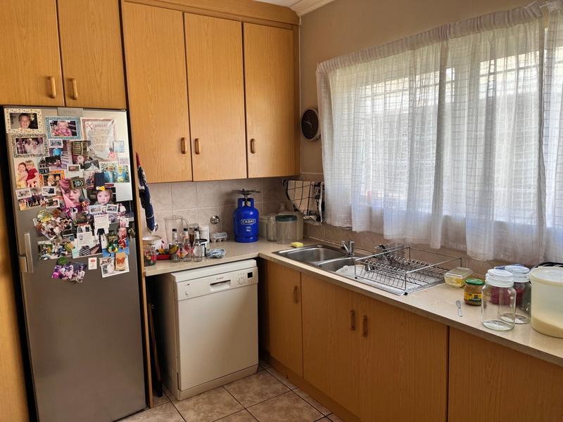 2 Bedroom Property for Sale in Annlin Gauteng