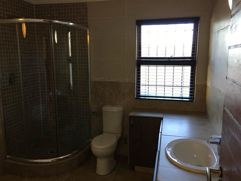 To Let 2 Bedroom Property for Rent in Strathavon Gauteng