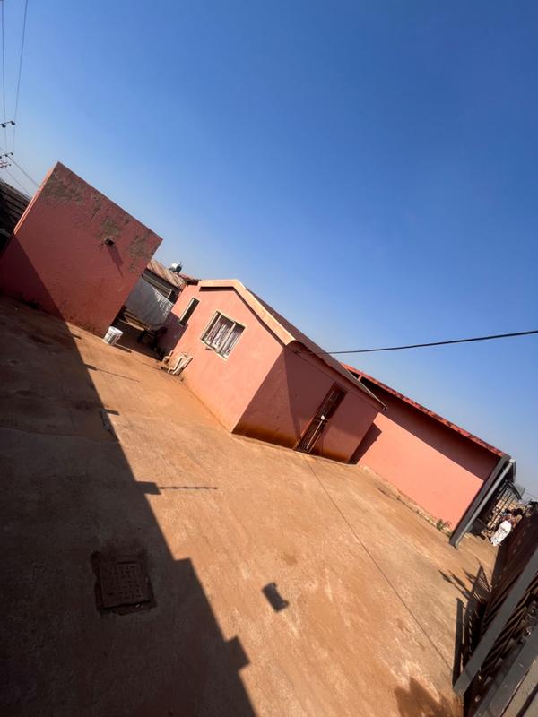7 Bedroom Property for Sale in Nellmapius Ext 4 Gauteng