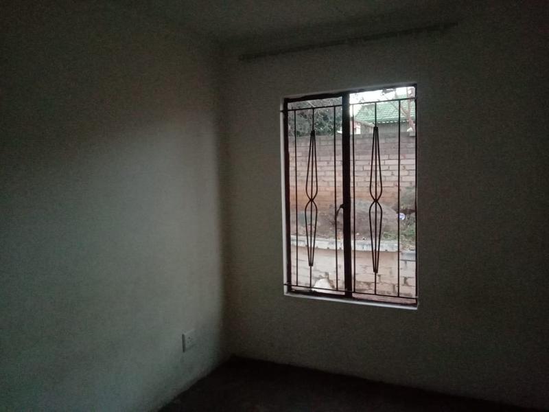 3 Bedroom Property for Sale in Lotus Gardens Gauteng