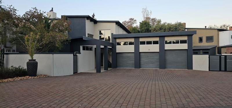 4 Bedroom Property for Sale in Midstream Estate Gauteng