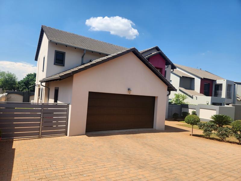 3 Bedroom Property for Sale in Magalieskruin Gauteng