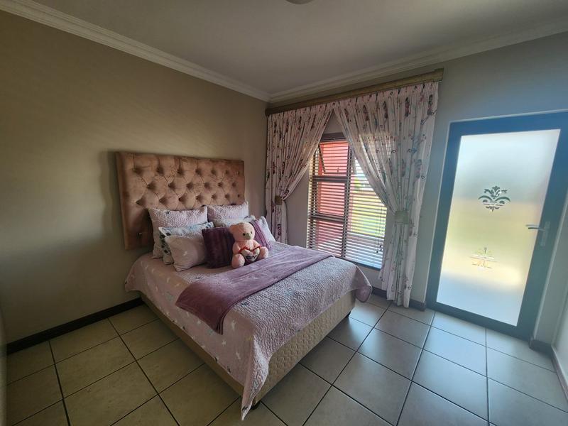 3 Bedroom Property for Sale in Magalieskruin Gauteng