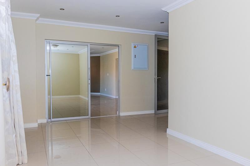 6 Bedroom Property for Sale in Blue Valley Golf Estate Gauteng