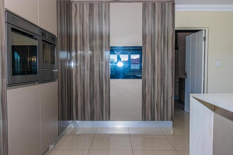 6 Bedroom Property for Sale in Blue Valley Golf Estate Gauteng