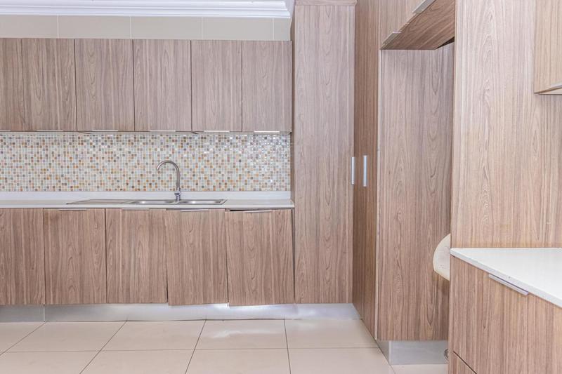 6 Bedroom Property for Sale in Blue Valley Golf Estate Gauteng