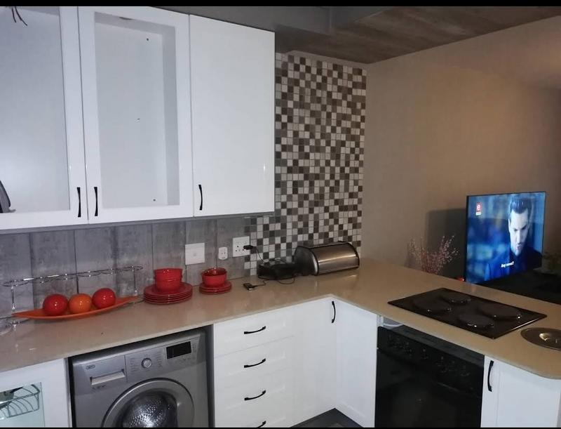 2 Bedroom Property for Sale in Meredale Gauteng