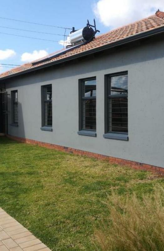 2 Bedroom Property for Sale in Protea Glen Gauteng