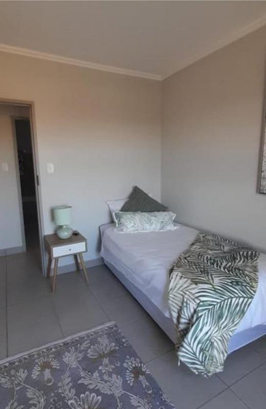 2 Bedroom Property for Sale in Protea Glen Gauteng