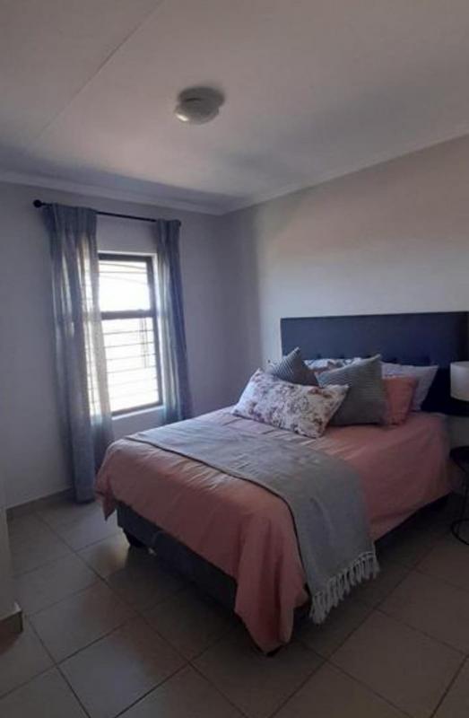 2 Bedroom Property for Sale in Protea Glen Gauteng