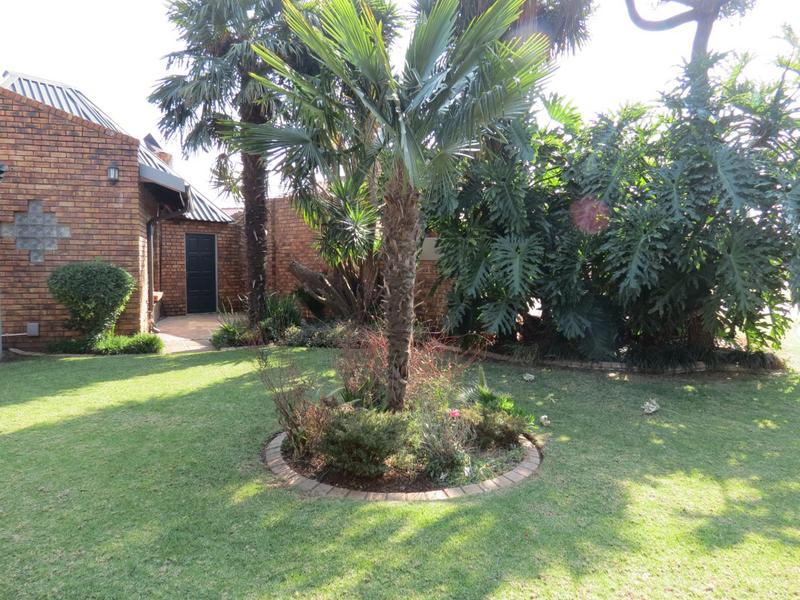 3 Bedroom Property for Sale in Sunward Park Gauteng