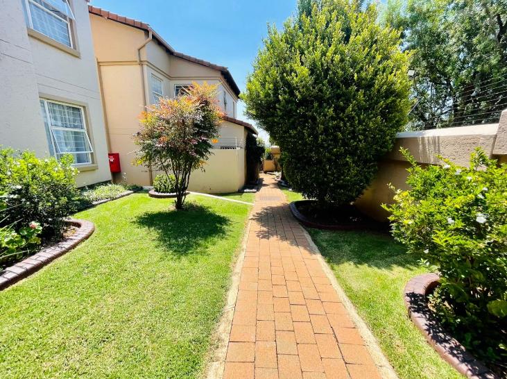 2 Bedroom Property for Sale in Meyersdal Gauteng