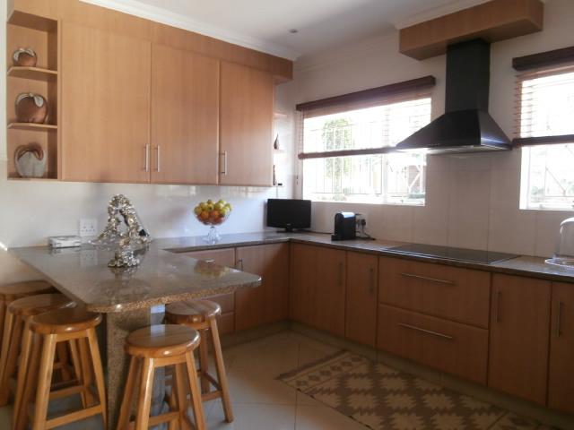 3 Bedroom Property for Sale in Oakdene Gauteng