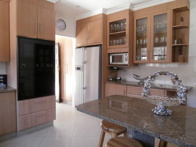 3 Bedroom Property for Sale in Oakdene Gauteng