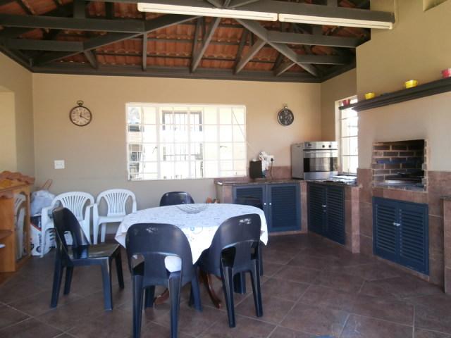 3 Bedroom Property for Sale in Oakdene Gauteng