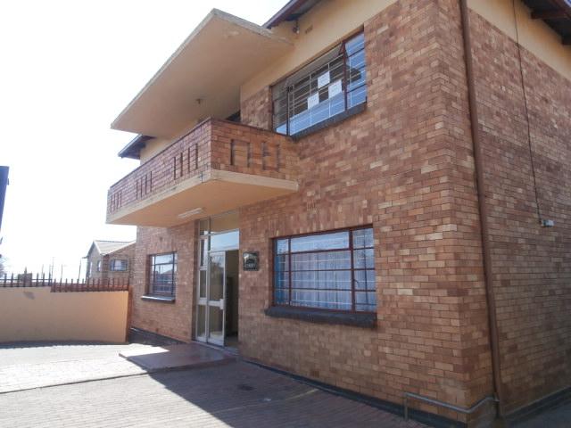 1 Bedroom Property for Sale in Townsview Gauteng