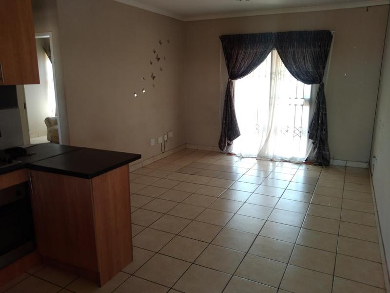 To Let 2 Bedroom Property for Rent in Lindhaven Gauteng