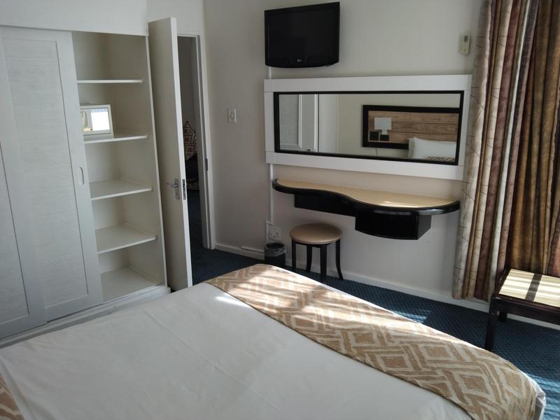 To Let 1 Bedroom Property for Rent in Braamfontein Gauteng