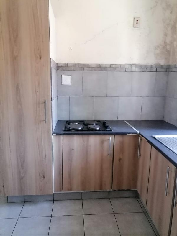 To Let 2 Bedroom Property for Rent in Bellevue Gauteng