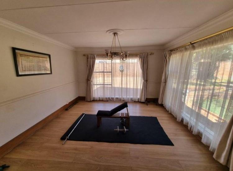 5 Bedroom Property for Sale in Meyersdal Gauteng