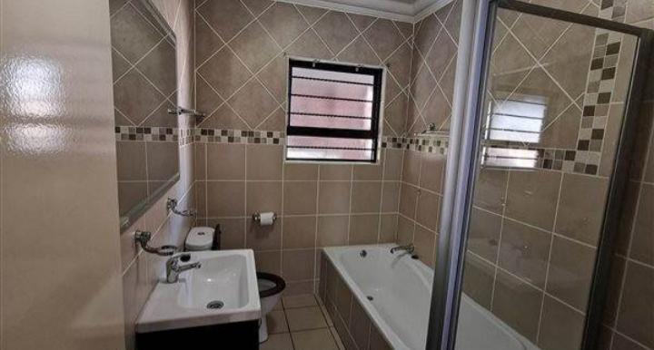 2 Bedroom Property for Sale in Ravenswood Gauteng