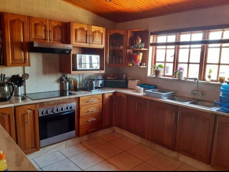 3 Bedroom Property for Sale in Primrose Hill Gauteng