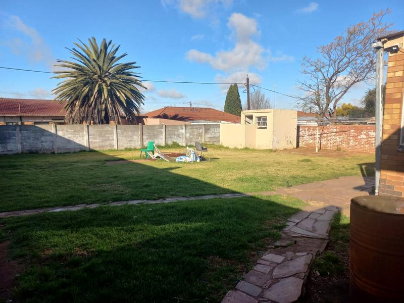 2 Bedroom Property for Sale in Primrose Hill Gauteng