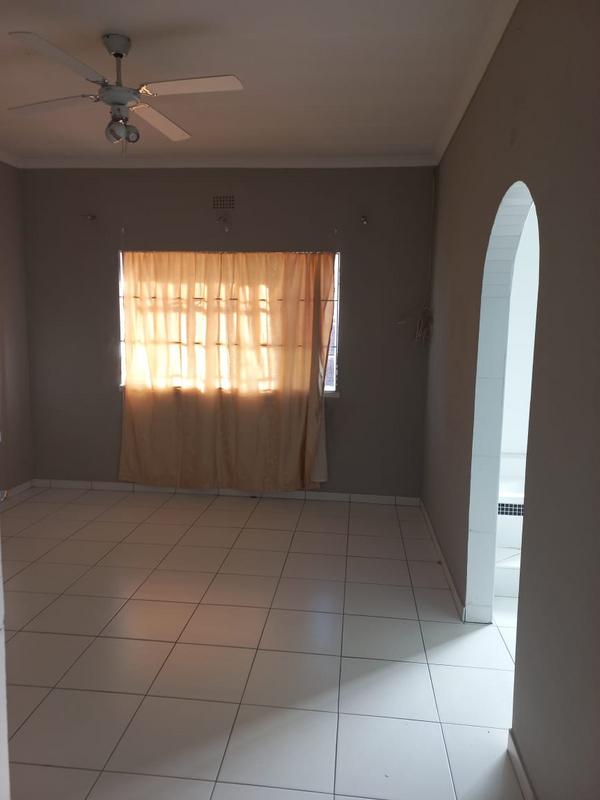 2 Bedroom Property for Sale in Primrose Hill Gauteng