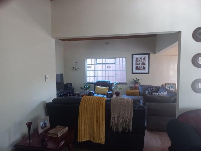 4 Bedroom Property for Sale in Primrose Hill Gauteng