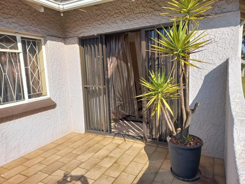 3 Bedroom Property for Sale in Wychwood Gauteng