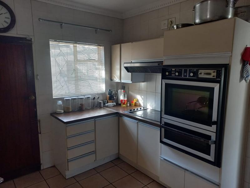 3 Bedroom Property for Sale in Wychwood Gauteng