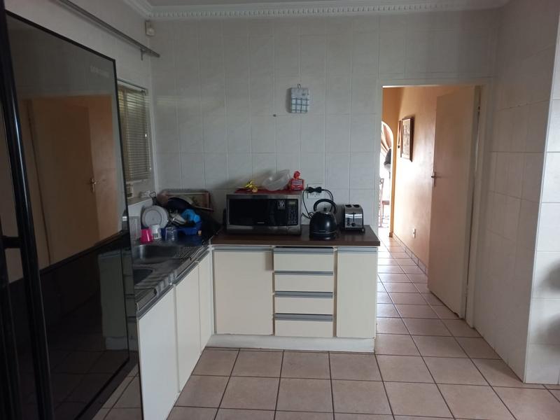 3 Bedroom Property for Sale in Wychwood Gauteng