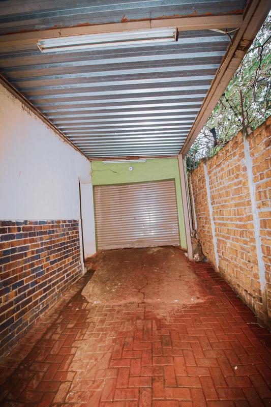 4 Bedroom Property for Sale in Bezuidenhout Valley Gauteng