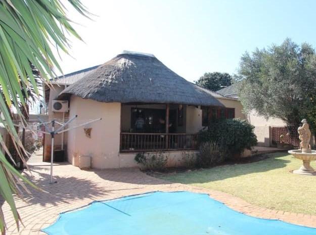 2 Bedroom Property for Sale in Kensington Gauteng