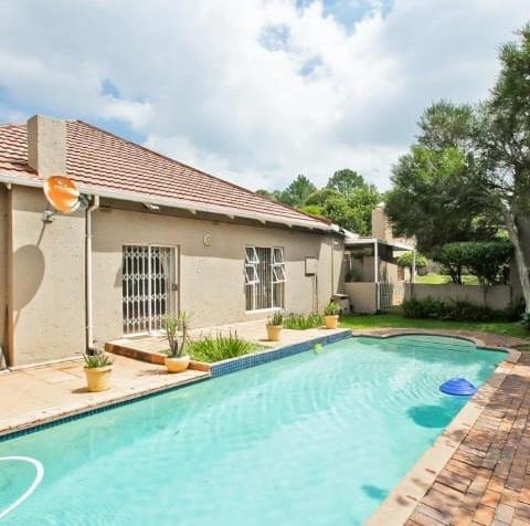 5 Bedroom Property for Sale in Observatory Gauteng