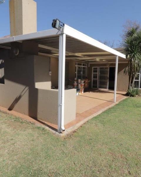 5 Bedroom Property for Sale in Observatory Gauteng