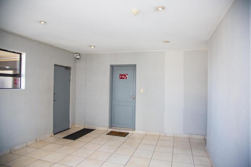 1 Bedroom Property for Sale in Morningside Gauteng