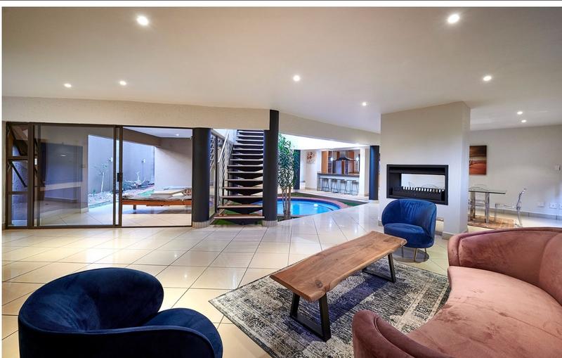 To Let 4 Bedroom Property for Rent in Sandown Gauteng