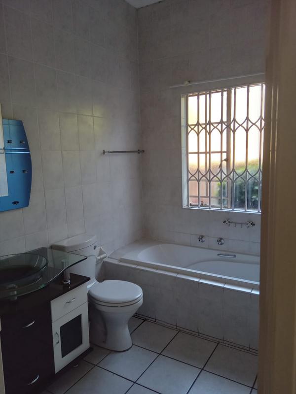 3 Bedroom Property for Sale in Honeydew Gauteng