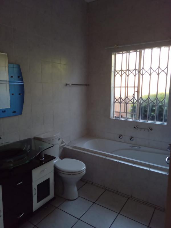 3 Bedroom Property for Sale in Honeydew Gauteng