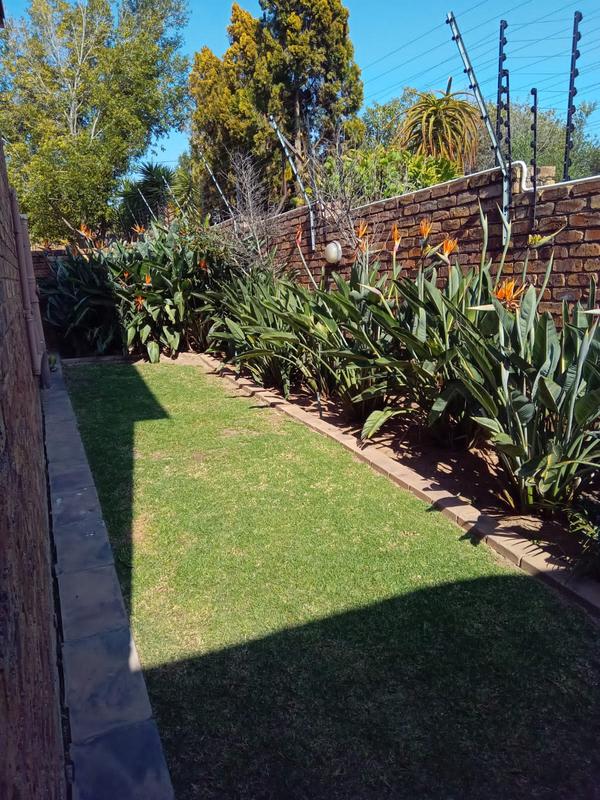 3 Bedroom Property for Sale in Honeydew Gauteng